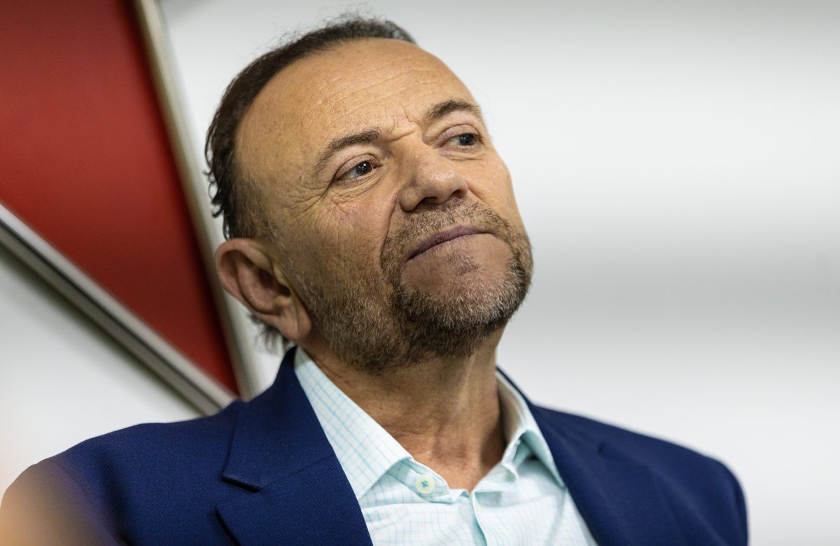 Presidente do PT atribui queda de popularidade de Lula à avalanche de denúncias de corrupção no Brasil