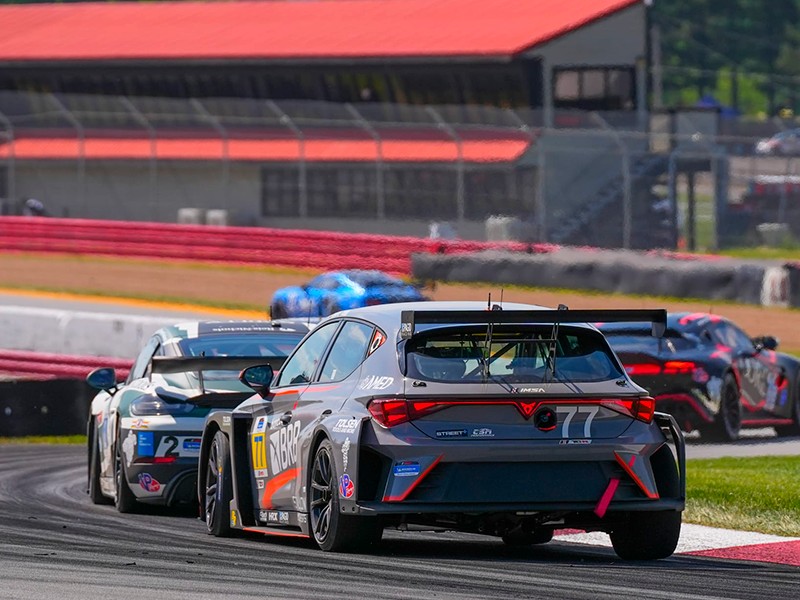 Stallion Motorsports conquista top 5 em Mid-Ohio na IMSA 2026 com estratégia impecável