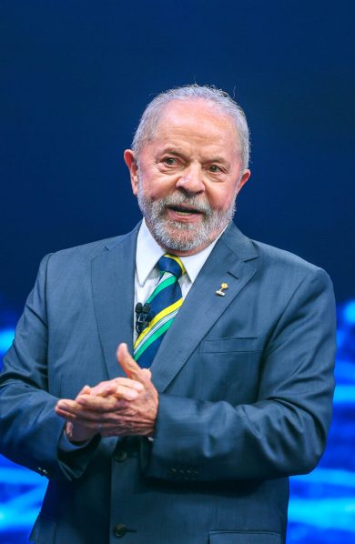 ‘Não temos que ter medo de enfrentar fake news’, diz Lula após recuo da fiscalização do PIX