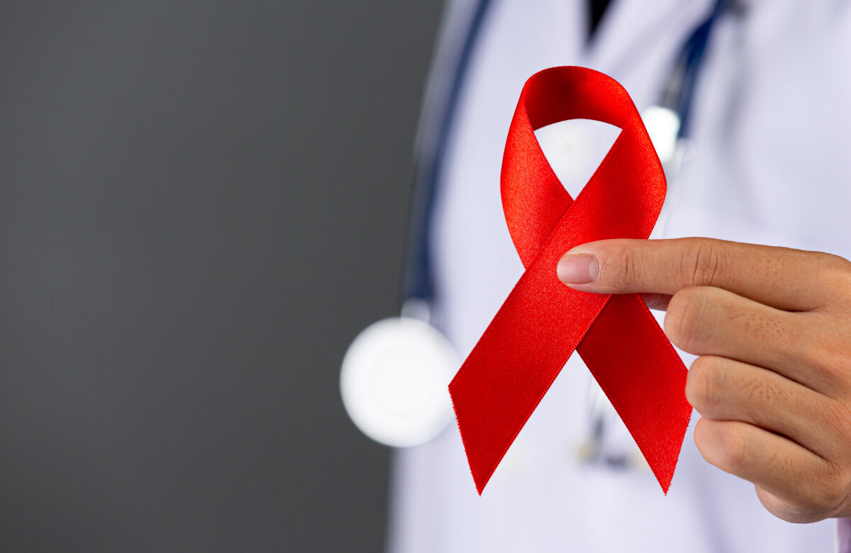 Cerca de 11 mil brasileiros morreram de Aids em 2022