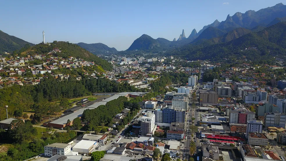 Ministério Público do RJ solicita parecer sobre autorização de edifícios de grande porte em Teresópolis.