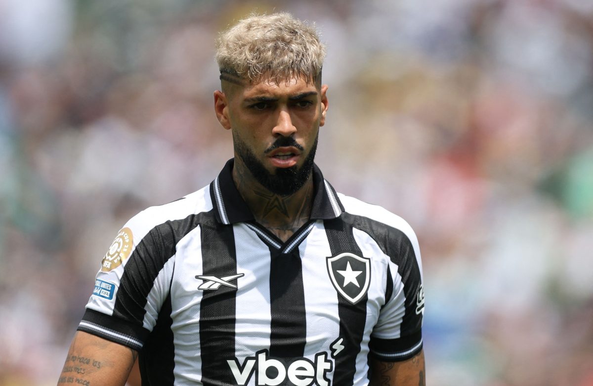 Afastamento de Textor do Botafogo pode atrasar transferência de Barboza ao Palmeiras