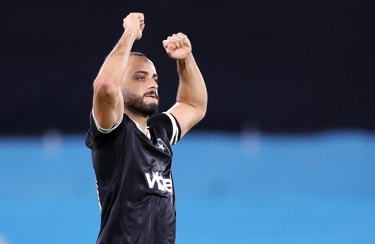 Arthur Cabral do Botafogo anuncia gravidez e comemora fase excelente: 'Quando tá bom é gol de todo jeito'