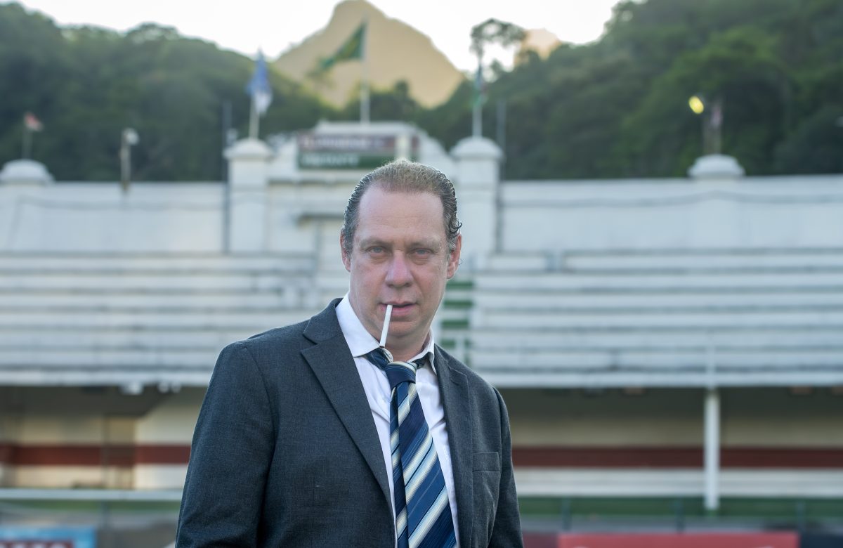 Bruce Gomlevsky revive Nelson Rodrigues em monólogo impactante no CCBB do Rio de Janeiro