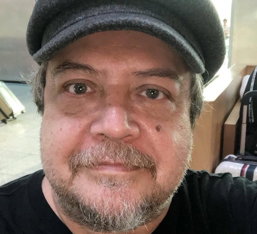 Gláucio Gomes de Verdades Secretas faz participação em Quem Ama Cuida da Globo