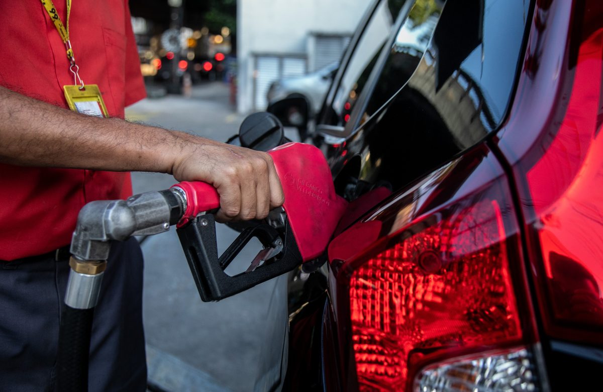 Governo envia à Câmara projeto para reduzir impostos sobre combustíveis com receita extra do petróleo