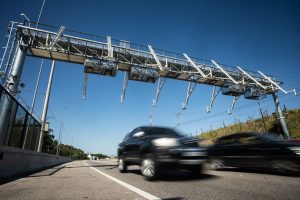 Governo Lula suspende 3,4 milhões de multas do sistema free flow: saiba como recuperar pontos na CNH