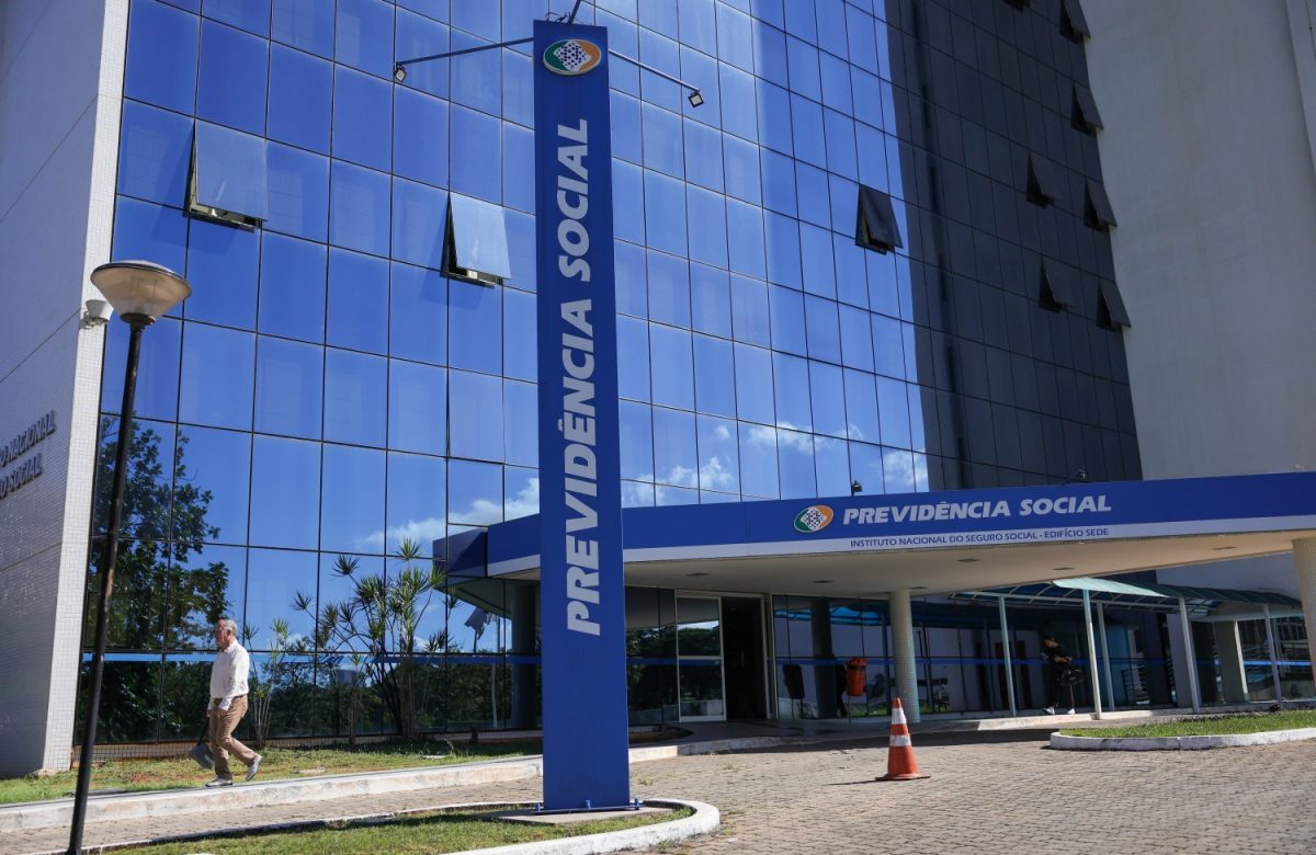 INSS reduz fila em 500 mil pedidos em dois meses: confira o andamento