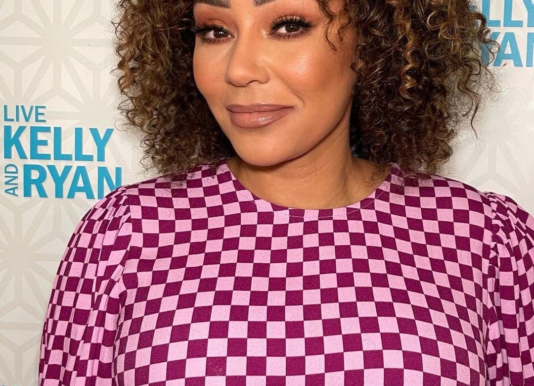 Mel B revela que todas as Spice Girls enfrentam menopausa e clama por mais discussão pública