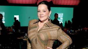 Aparição de Melissa McCarthy viraliza e reacende debate sobre canetas emagrecedoras entre celebridades