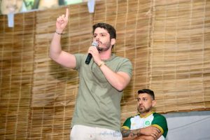 Neto de Luizinho Drumond se lança candidato a deputado estadual no Rio de Janeiro