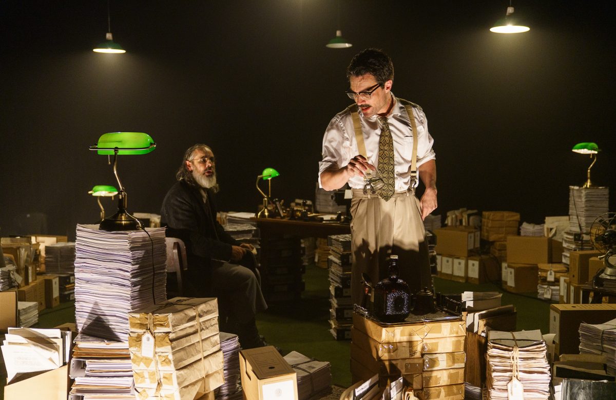 Novas Diretrizes em Tempos de Paz: Peça Premiada Retorna ao Rio com Nova Montagem Inédita