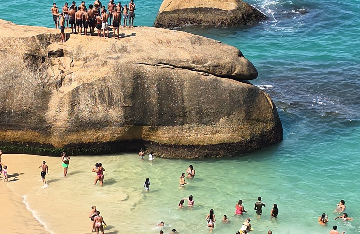 Fim de semana no Rio terá calor intenso e mar caribenho: veja a previsão completa