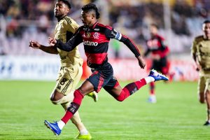 Rotação de elenco do Flamengo com Jardim funciona e abre oportunidades para Bruno Henrique e De la Cruz