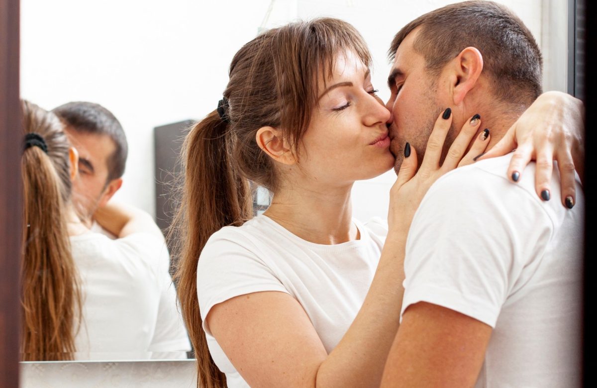 Saúde Bucal e Desejo Sexual: Como a Higiene Bucal Impacta sua Vida Íntima e Relacionamentos