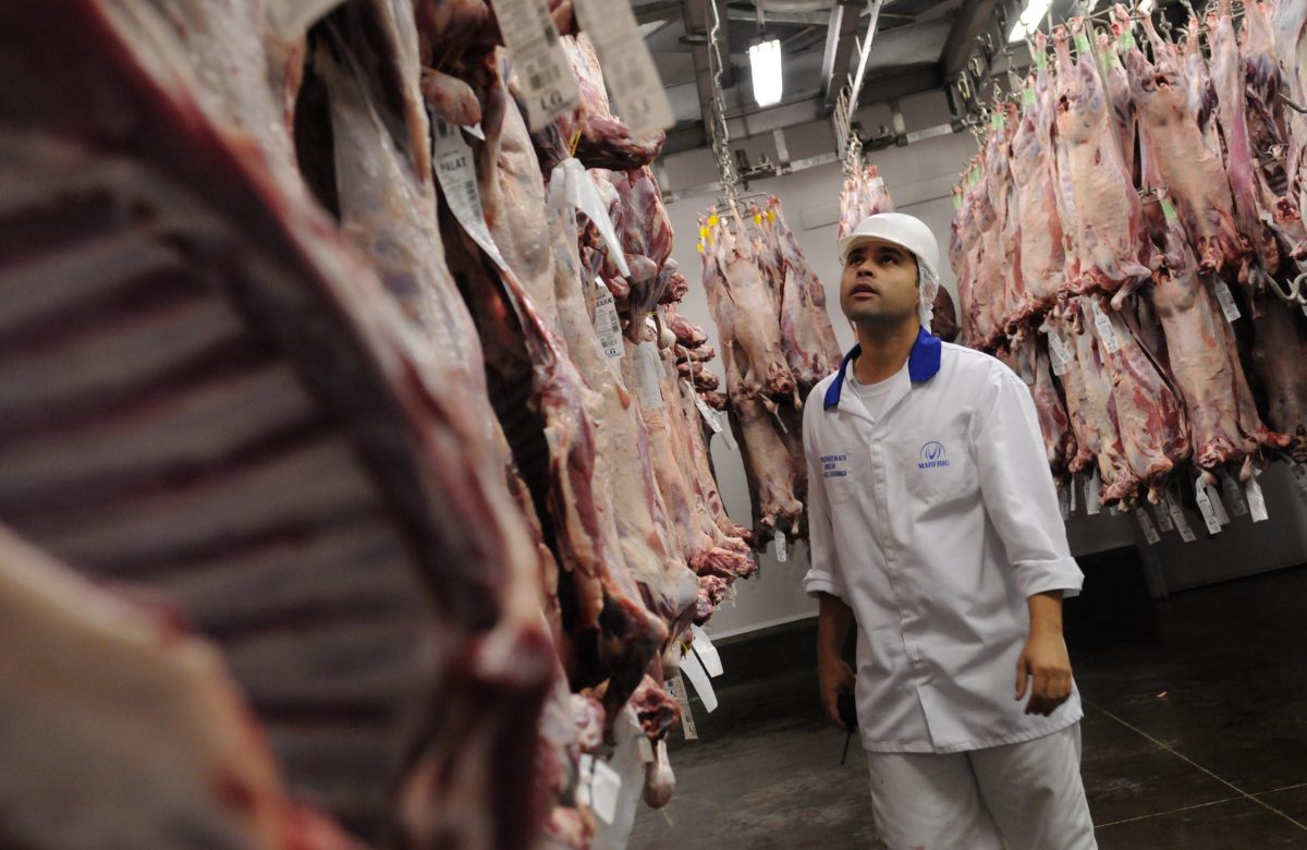 Brasil e Austrália negociam cota de carne com China após aumento de 52% nas exportações