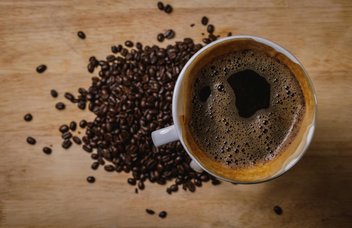Café Preto Acelera Metabolismo e Reduz Gordura Abdominal: O Que a Ciência Diz
