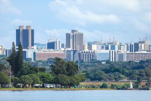 Renda do Distrito Federal é 3,5 vezes maior que a do Maranhão: confira o ranking por estado em 2025
