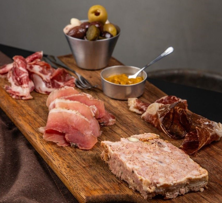 Festival de Charcutaria Queijo com Prosa: Sabores Artesanais de Produtores Brasileiros até Maio