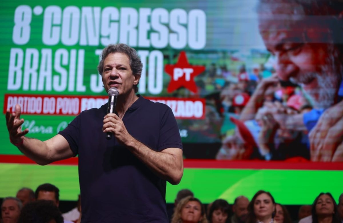 Haddad critica empate entre Lula e Flávio Bolsonaro: ‘Lavagem cerebral coletiva’