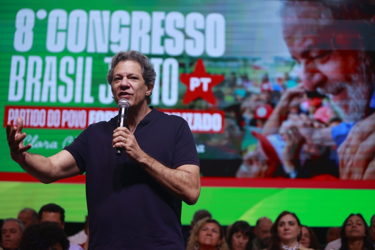 Haddad critica empate entre Lula e Flávio Bolsonaro: ‘Lavagem cerebral coletiva’