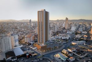 Imóveis Compactos em Itajaí Rendem Mais de 30% ao Ano: Oportunidade de Investimento em SC