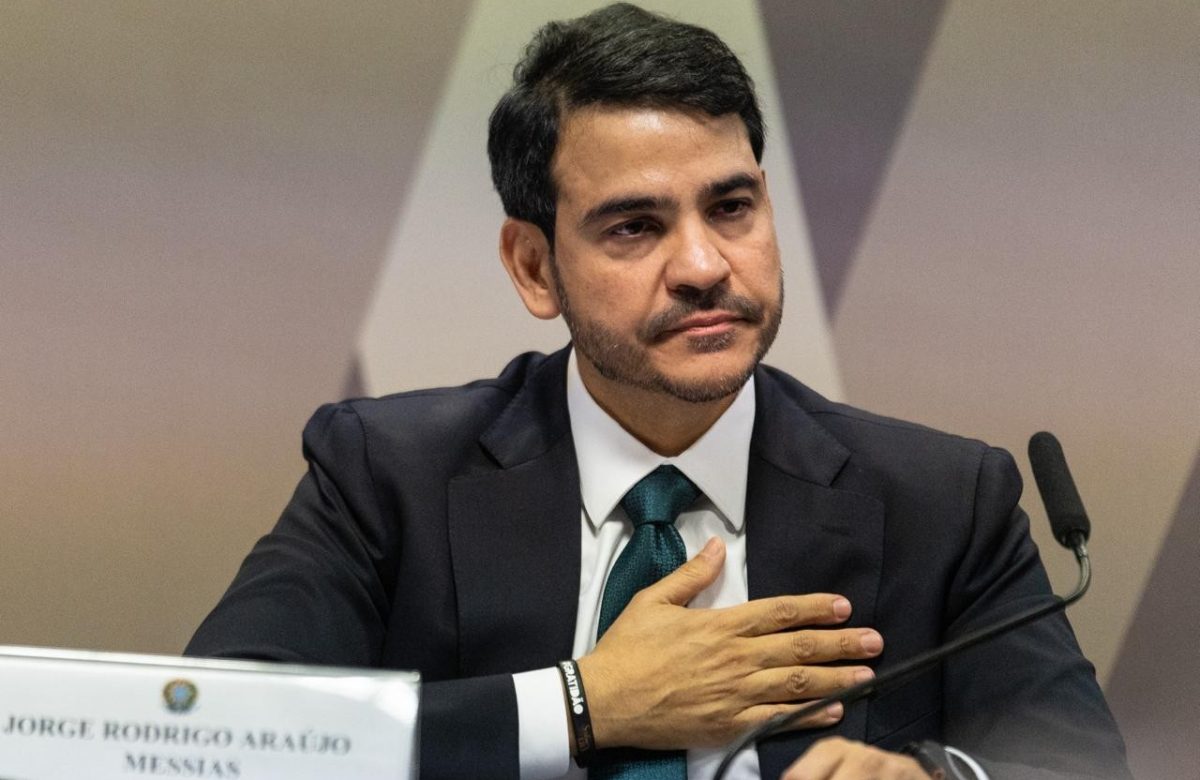 Messias publica versículo bíblico após rejeição ao STF: 'Não tenho medo de dez mil inimigos'