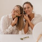 Como a Relação das Mulheres com a Estética Evolui em Cada Fase da Vida