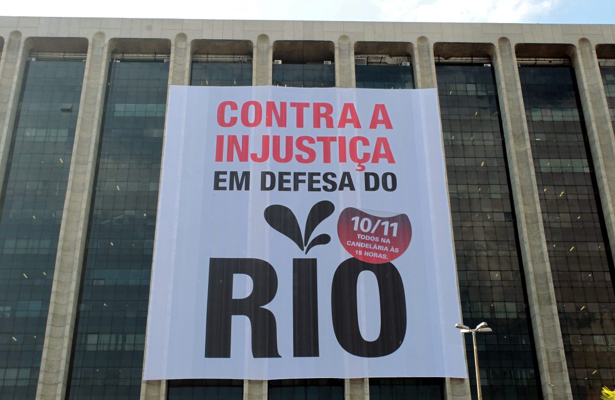 Rio de Janeiro alerta para prejuízo de R$ 124 bilhões com mudança na distribuição de royalties do petróleo