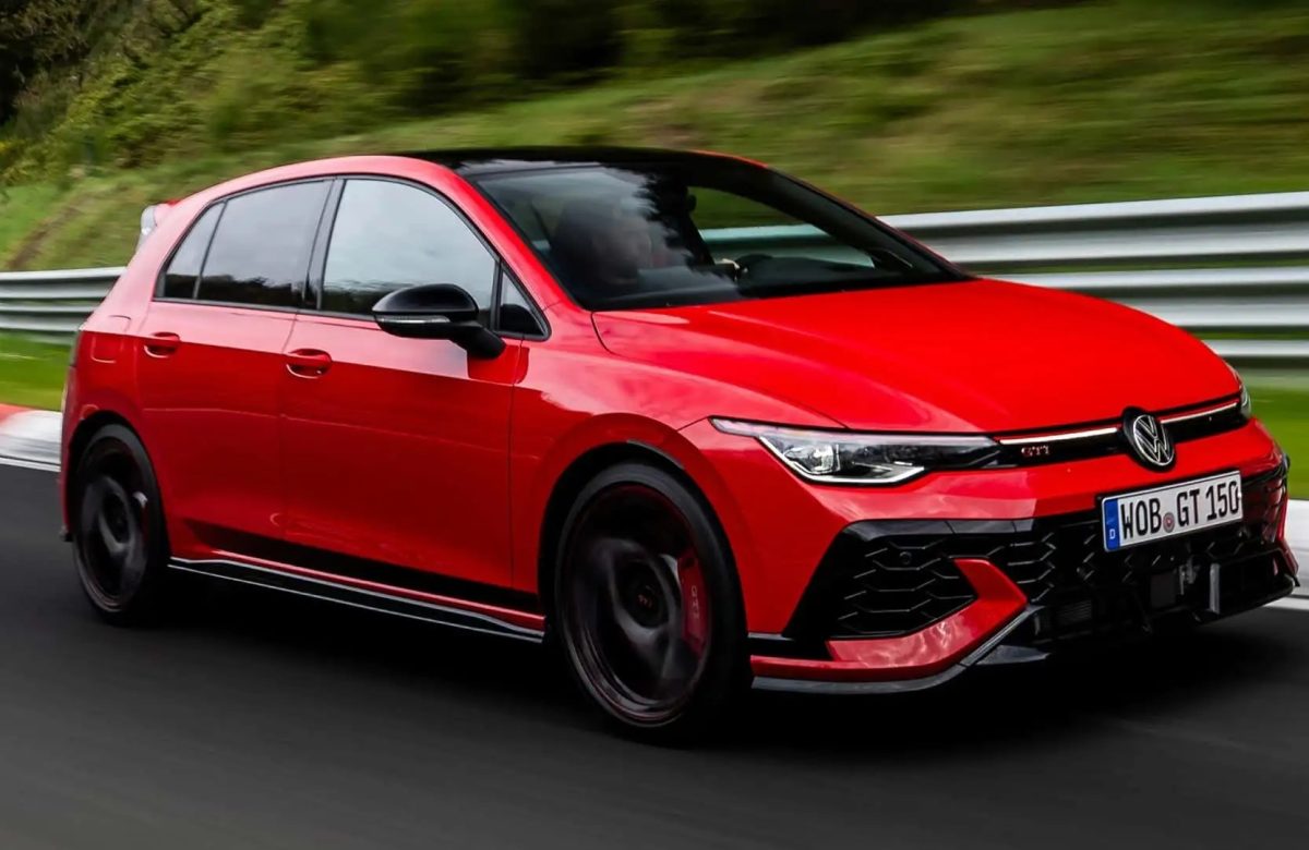Volkswagen Golf GTI 50º Aniversário Quebra Recorde em Nürburgring: Carro de Tração Dianteira Mais Rápido da História
