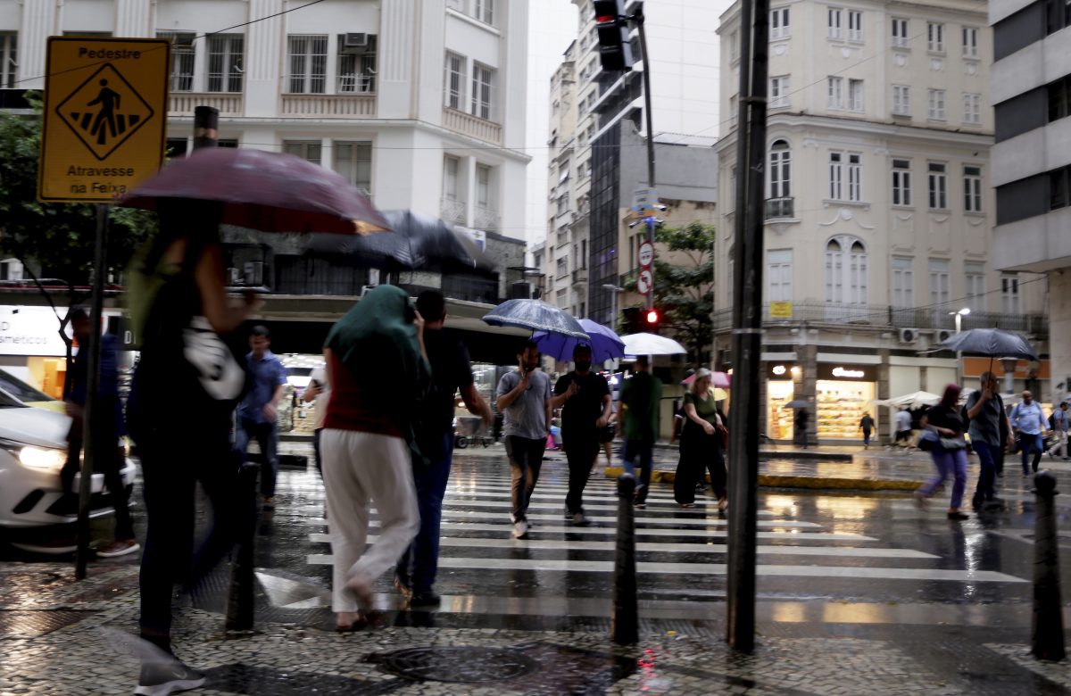 Previsão de Chuva no Rio de Janeiro: Risco Alto de Deslizamentos nesta Terça-feira