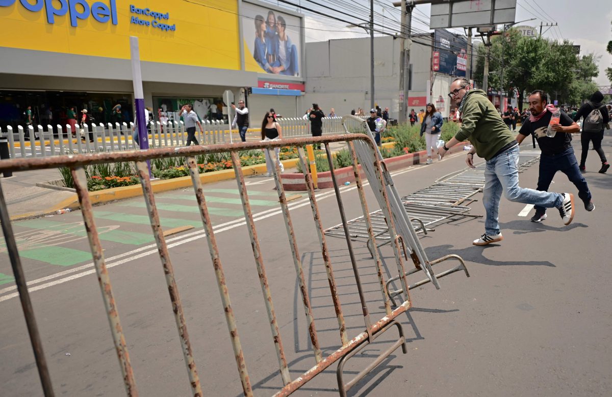 Confrontos entre manifestantes e polícia marcam abertura da Copa do Mundo 2026 no Estádio Azteca