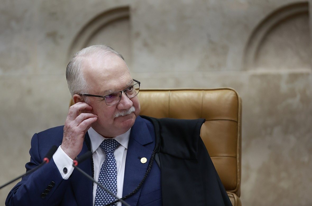 Fachin alerta contra questionamento de atos brasileiros em tribunais estrangeiros e critica ingerência internacional