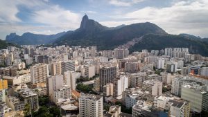 Redes Sociais Revolucionam Mercado Imobiliário no Rio de Janeiro: 37% dos Cariocas Buscam Imóveis por Aqui