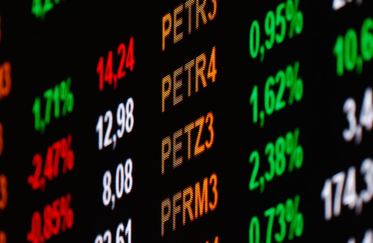 Conflito no Irã e Economia Brasileira Forte Levam Instituições a Revisarem Taxa Selic para Cima