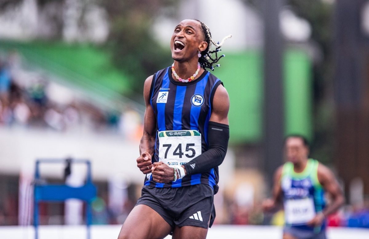Alison dos Santos conquista ouro nos 400m com barreiras e estabelece melhor marca mundial de 2026