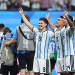Arsenal intensifica negociação por Julián Álvarez após destaque na Copa do Mundo 2026