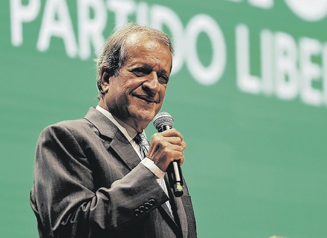Bloqueio de bens de Valdemar e Cunha expõe crise nas emendas parlamentares