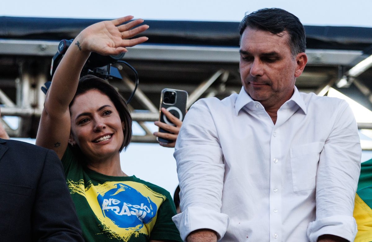PL mantém interesse em Michelle Bolsonaro como candidata ao Senado, diz coordenador de Flávio
