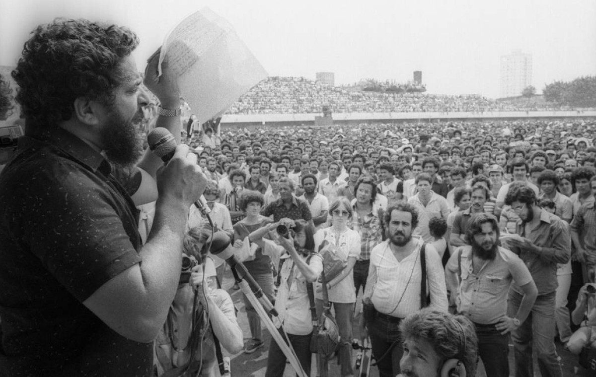 PT marca lançamento da campanha de reeleição de Lula em Vila Euclides, local histórico das greves de 1980