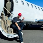 Zé Felipe compra jatinho particular Bombardier Learjet 45 avaliado em milhões