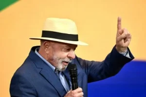 Lula defende “endividamento saudável” e critica bets em semana de recorde de dívidas