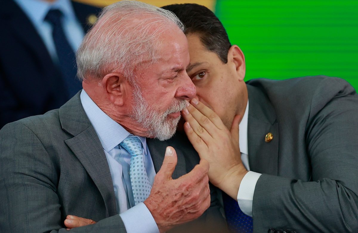 Alcolumbre recusa apoiar nova indicação de Messias ao STF apesar de reaproximação com Lula