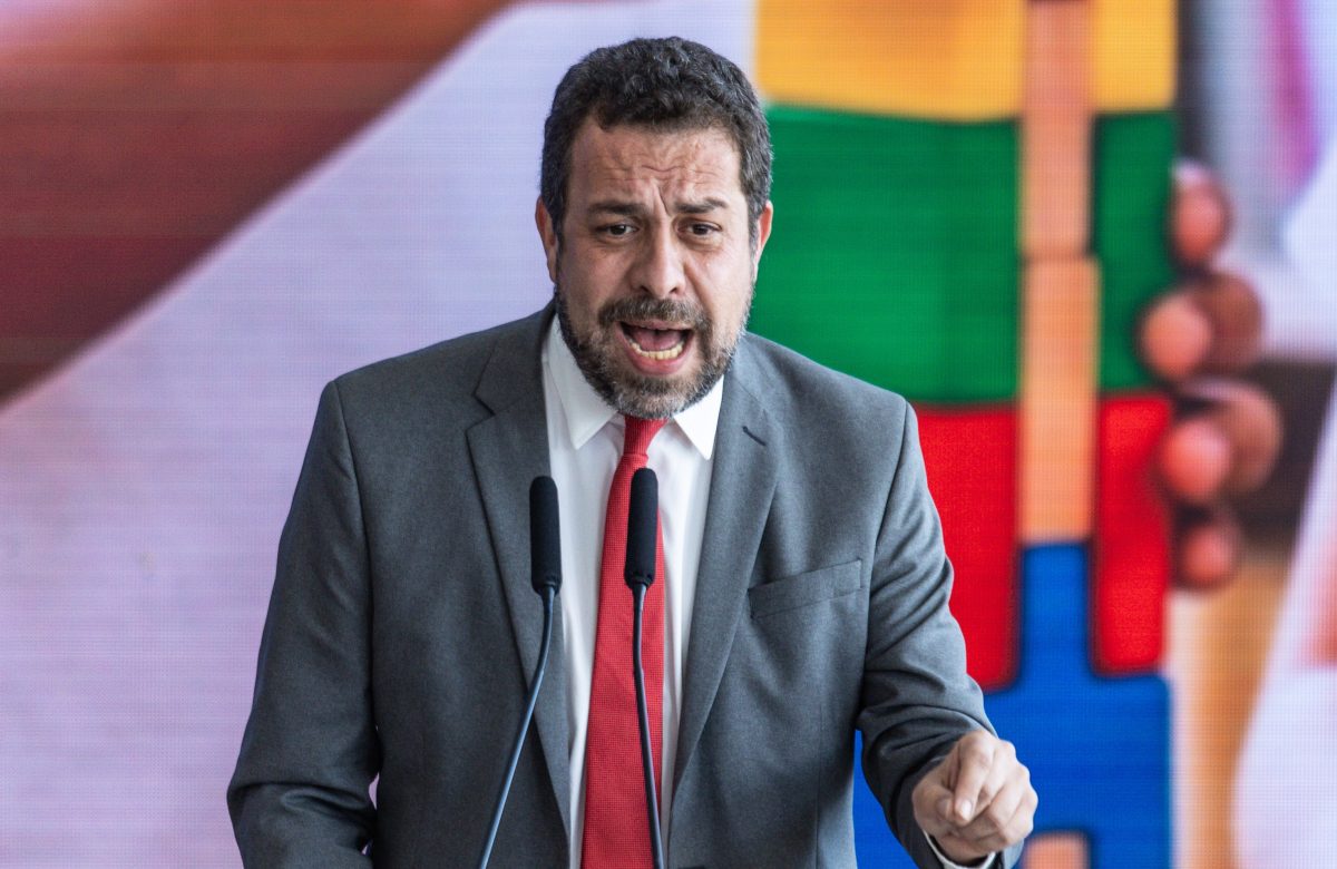 Boulos descarta negociações na PEC da redução de jornada e pressiona Senado por votação urgente