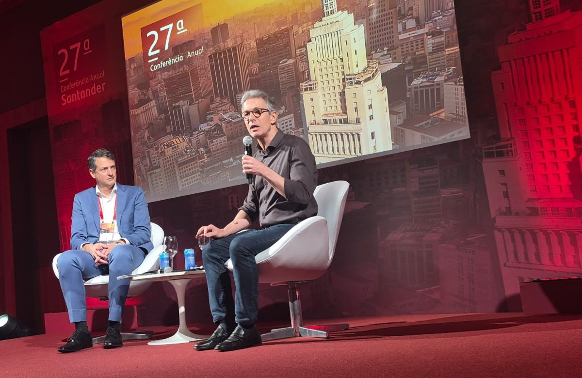 Caiado, Zema e Renan criticam juros altos e gastança do governo Lula em evento com empresários