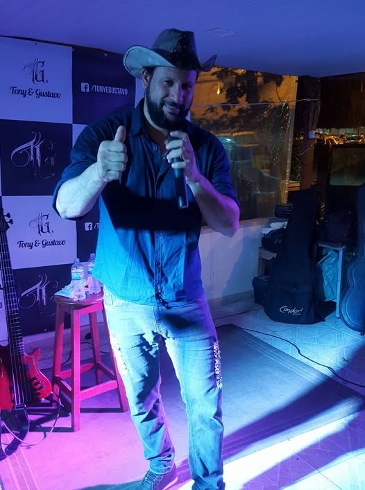 Cantor Sertanejo Gustavo é Julgado por Morte de Esposa com 114 Golpes em Nova Friburgo