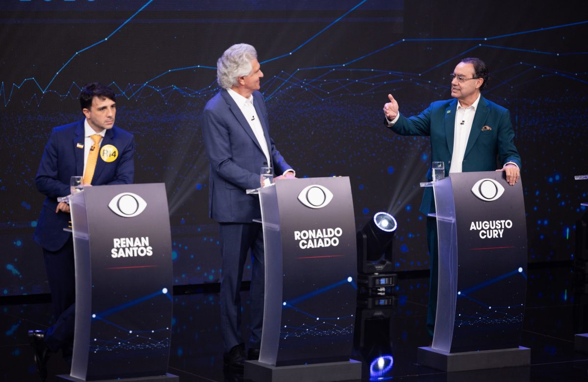 Debate presidencial da Band: ausências dominam redes sociais e cochilo de Kassab mobiliza direita