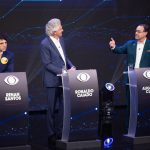 Debate presidencial da Band: ausências dominam redes sociais e cochilo de Kassab mobiliza direita