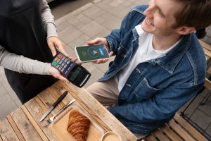 Embedded Finance: Como as Finanças Integradas Transformam a Experiência do Consumidor