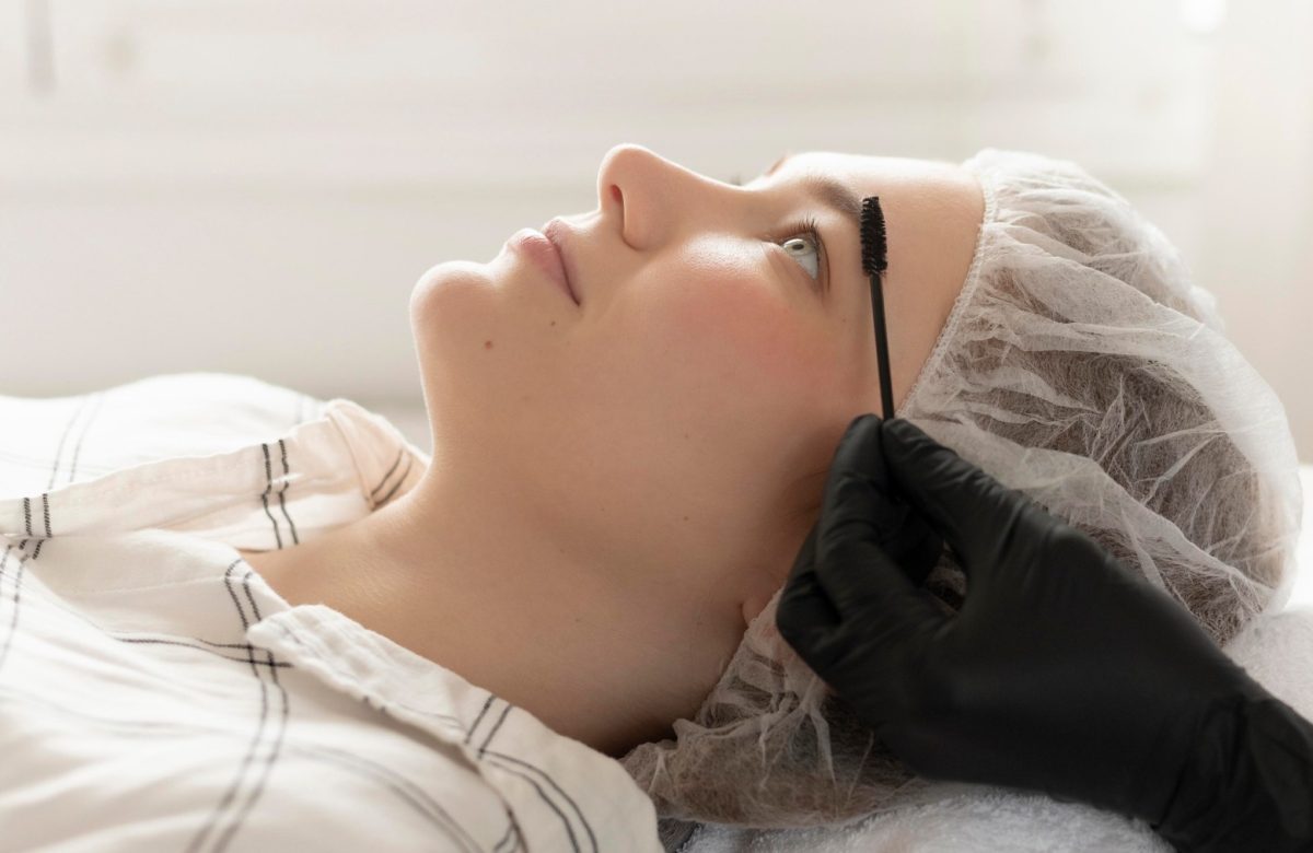 Fiber Brow: A Técnica Coreana de Sobrancelhas Sem Micropigmentação que Cresce no Brasil